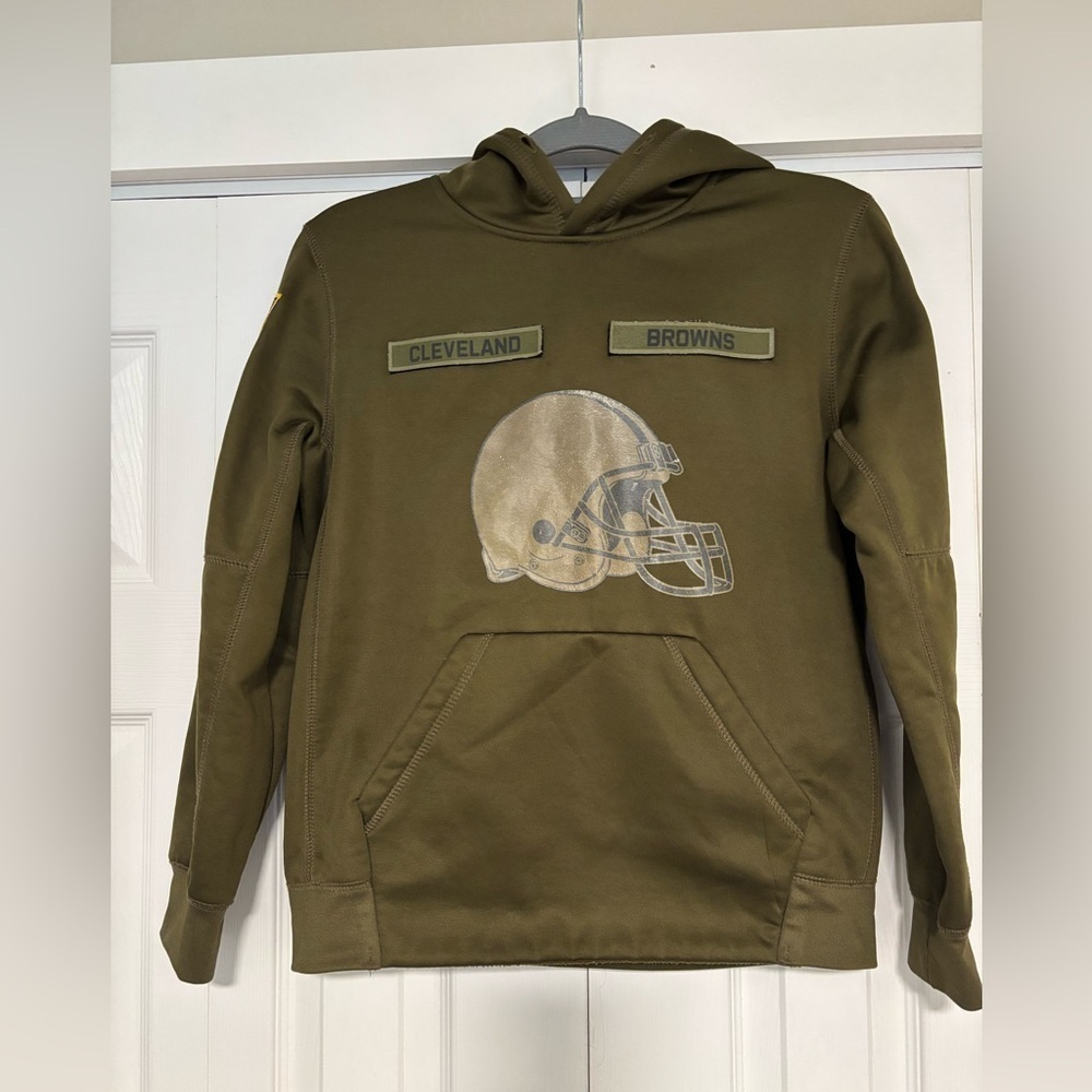 Cleveland Browns Nike Salute to Troops Boys Size Large